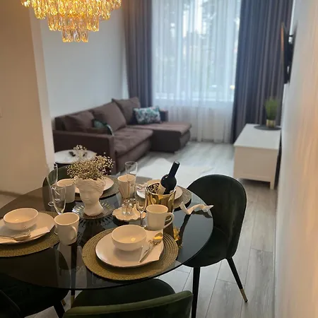 Chic Residence Apartament 3 Шяуляй Экстерьер фото